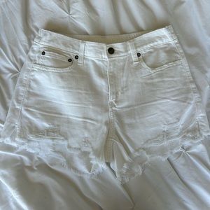 Aerie white jean shorts with stretchy elastic band size small